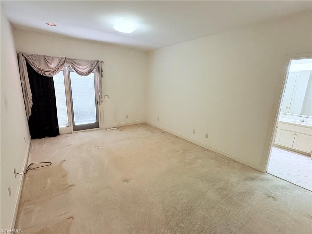 Stick/Site Built at 1401 Plantation Circle, Asheboro NC 27205, photo 18 of 26