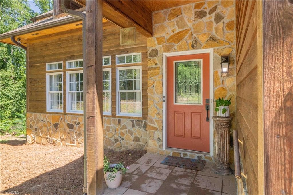 Stick/Site Built at 833 E Country Club Road, Mount Airy NC 27030, Mount Airy, photo 7 of 100
