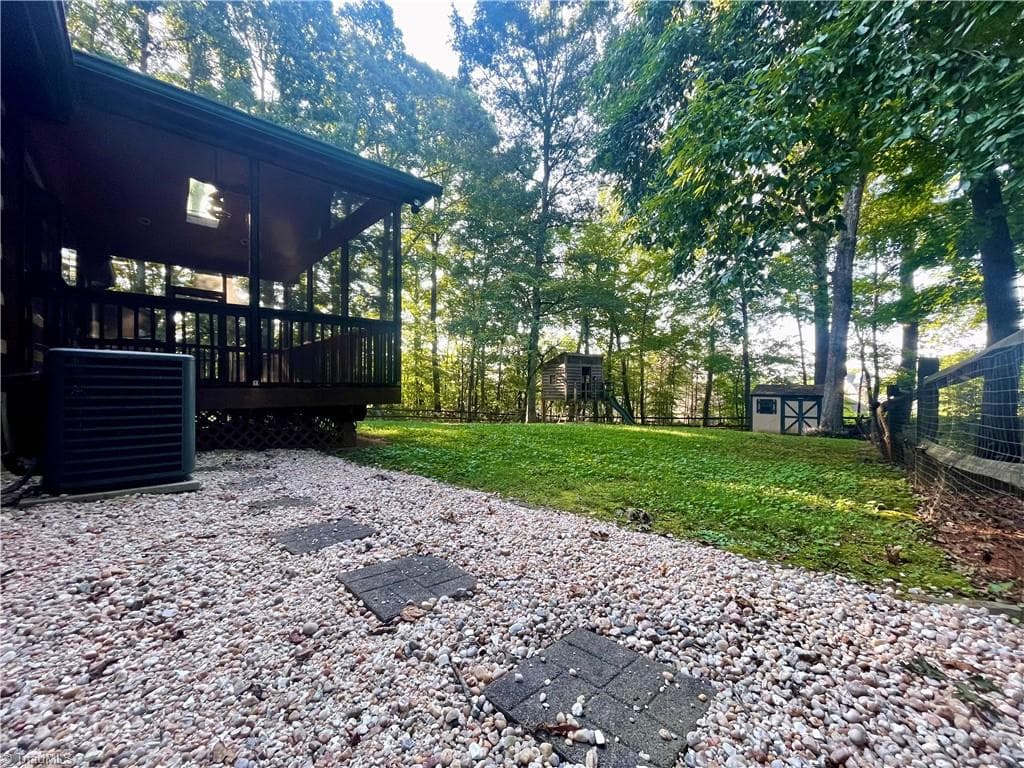 Stick/Site Built at 4830 Balsom Road, Pfafftown NC 27040, Pfafftown, photo 43 of 49