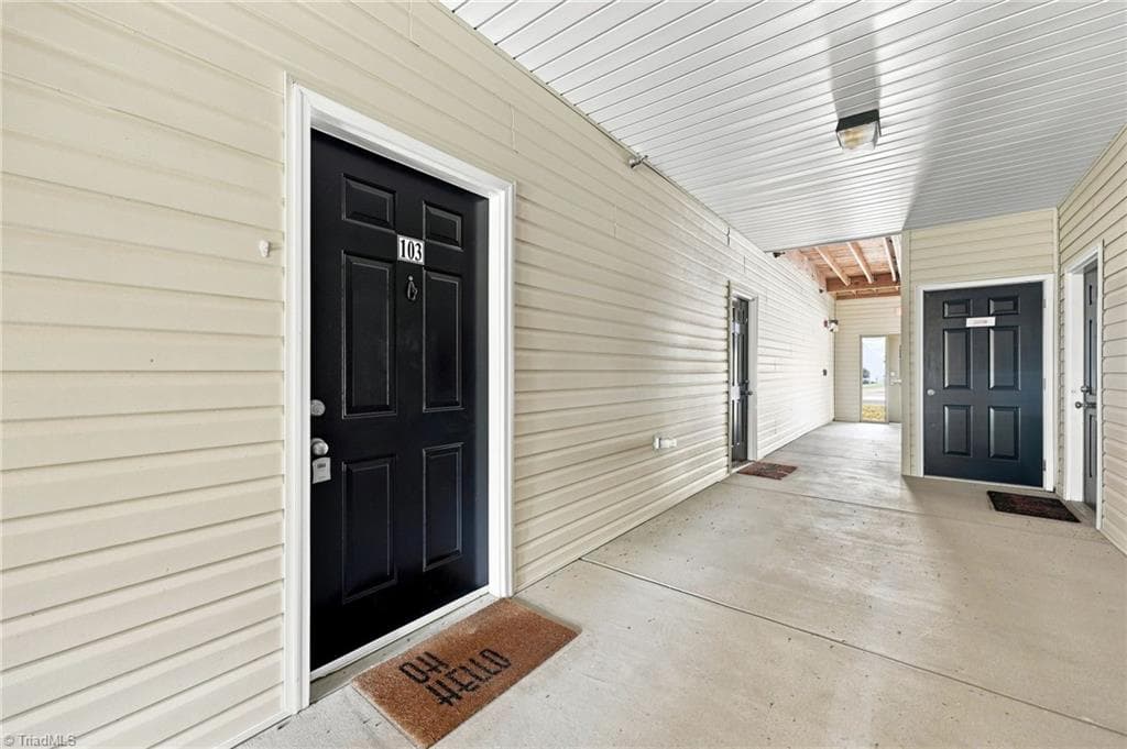 Stick/Site Built at 2422 Eagle Creek Court # 103, Winston-Salem NC 27103, Winston-Salem, photo 28 of 30