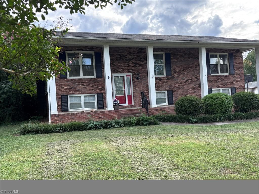 1024 KELWYN Lane, Lewisville NC 27023