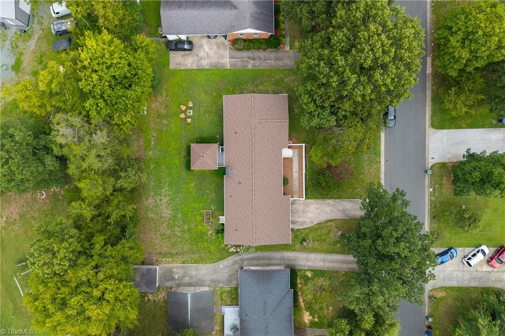 Stick/Site Built at 1519 Wedgewood Drive, Graham NC 27253, photo 43 of 46