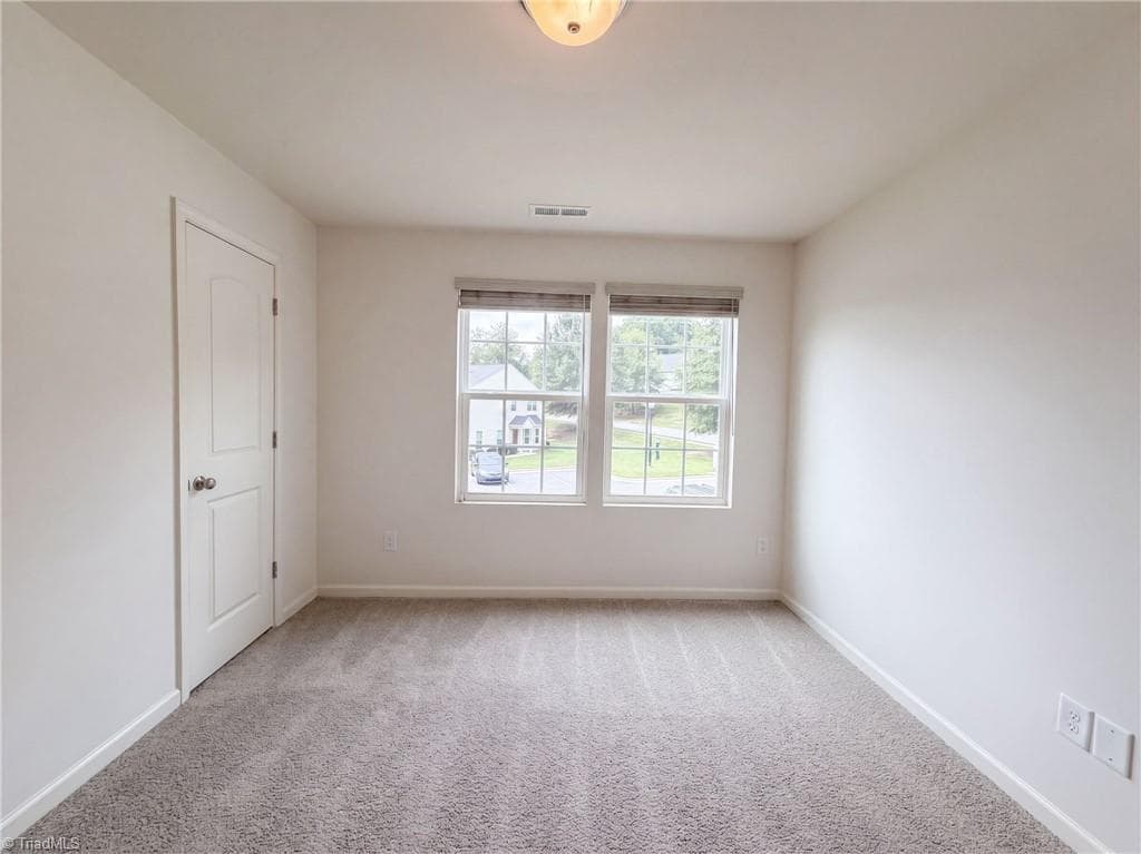 Stick/Site Built at 411 Sandybrooke Drive, High Point NC 27265, photo 16 of 21