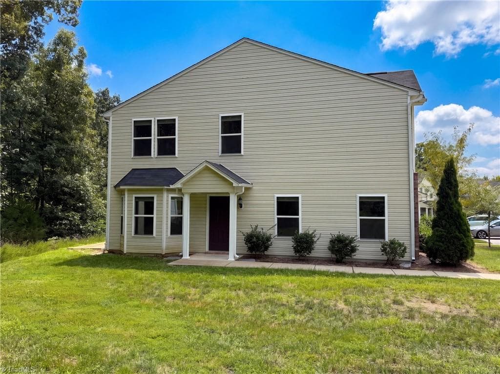 Stick/Site Built at 411 Sandybrooke Drive, High Point NC 27265, photo 20 of 21