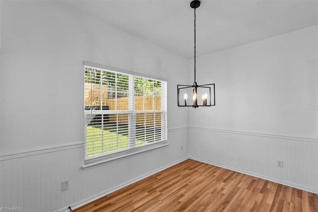 Stick/Site Built at 884 Jennifer Lane, High Point NC 27265, photo 13 of 50
