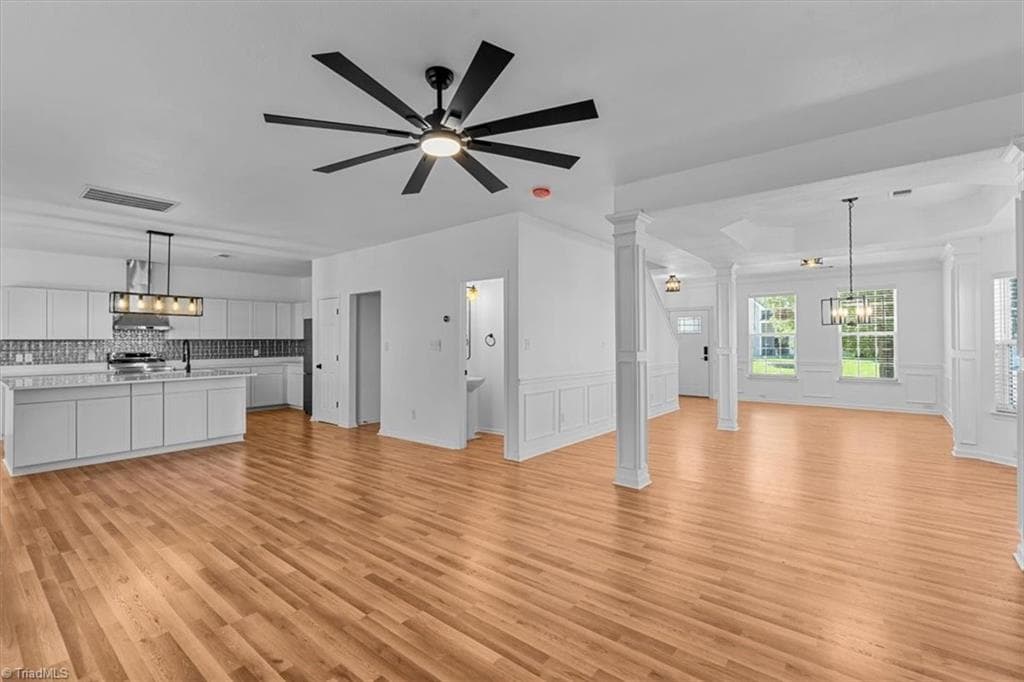 Stick/Site Built at 884 Jennifer Lane, High Point NC 27265, photo 12 of 50