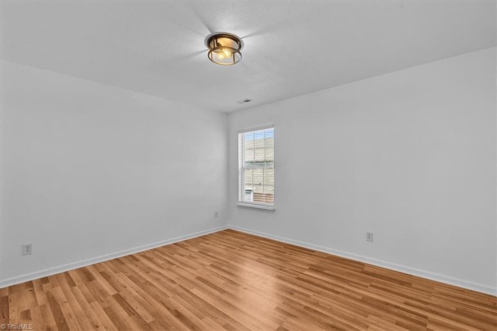 Stick/Site Built at 884 Jennifer Lane, High Point NC 27265, photo 32 of 50