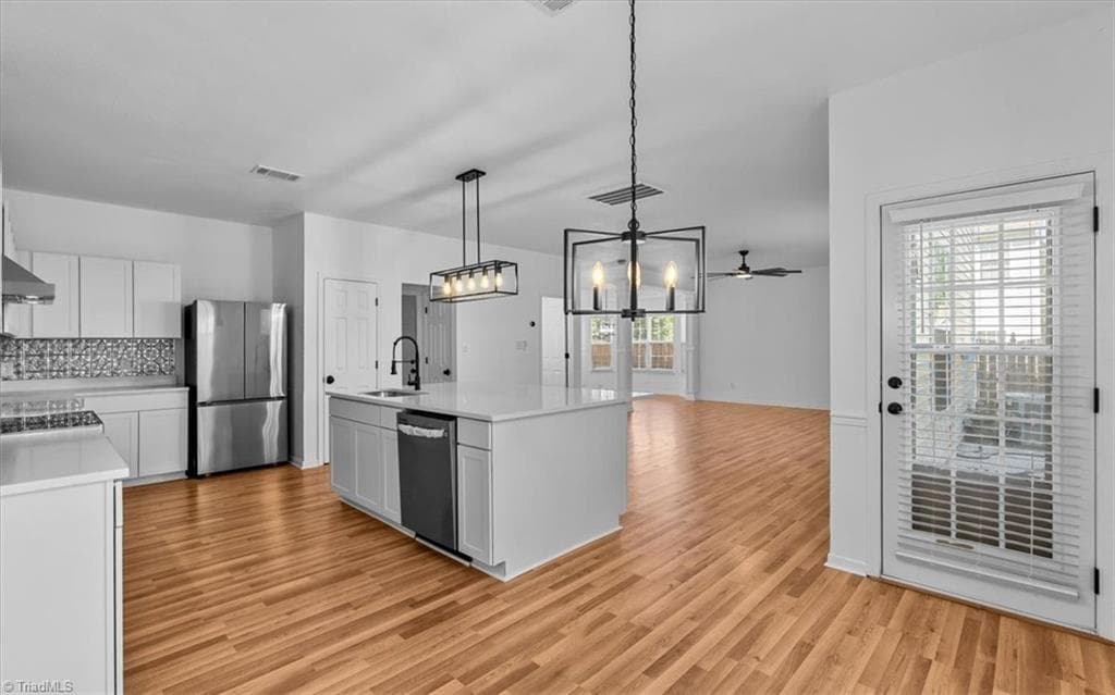 Stick/Site Built at 884 Jennifer Lane, High Point NC 27265, photo 14 of 50