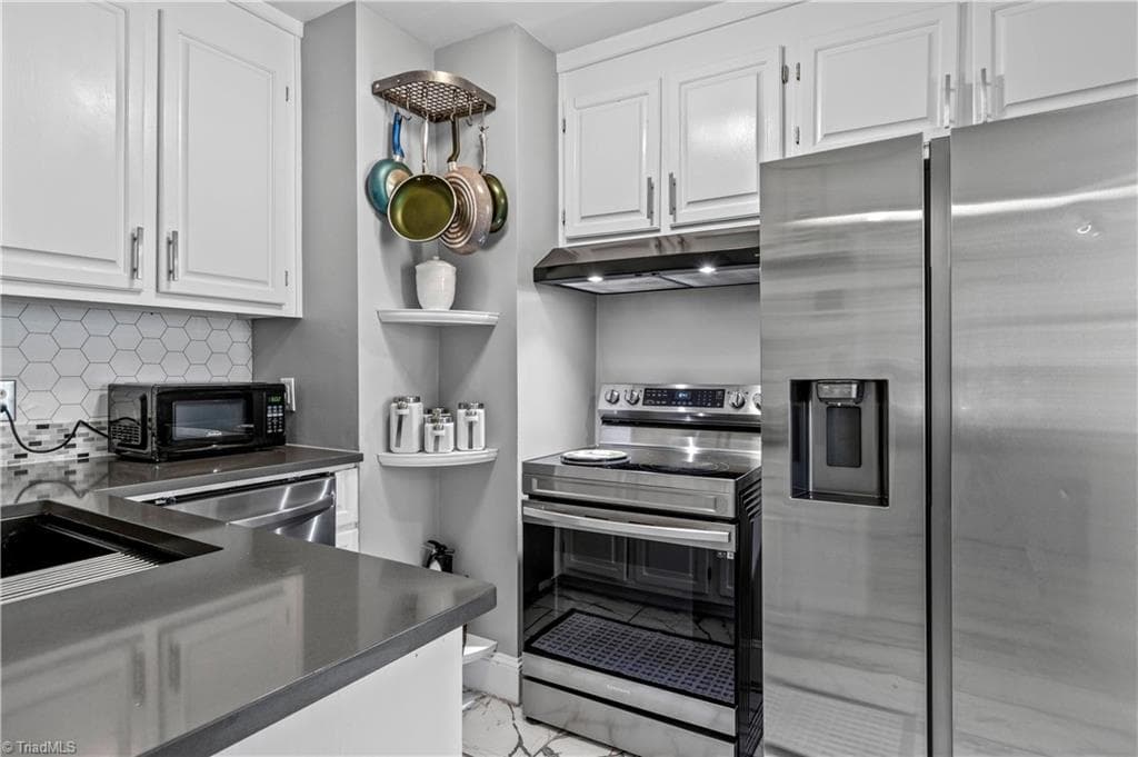Stick/Site Built at 2503 Boone Avenue, Winston-Salem NC 27103, Winston-Salem, photo 12 of 31