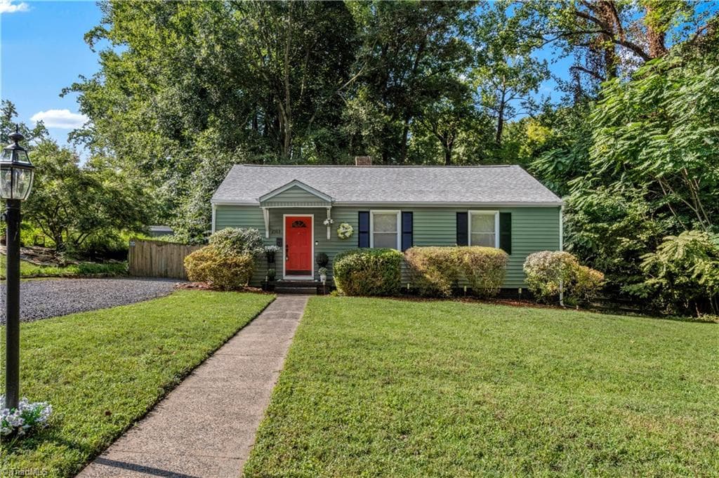 Stick/Site Built at 2503 Boone Avenue, Winston-Salem NC 27103, Winston-Salem, photo 3 of 31