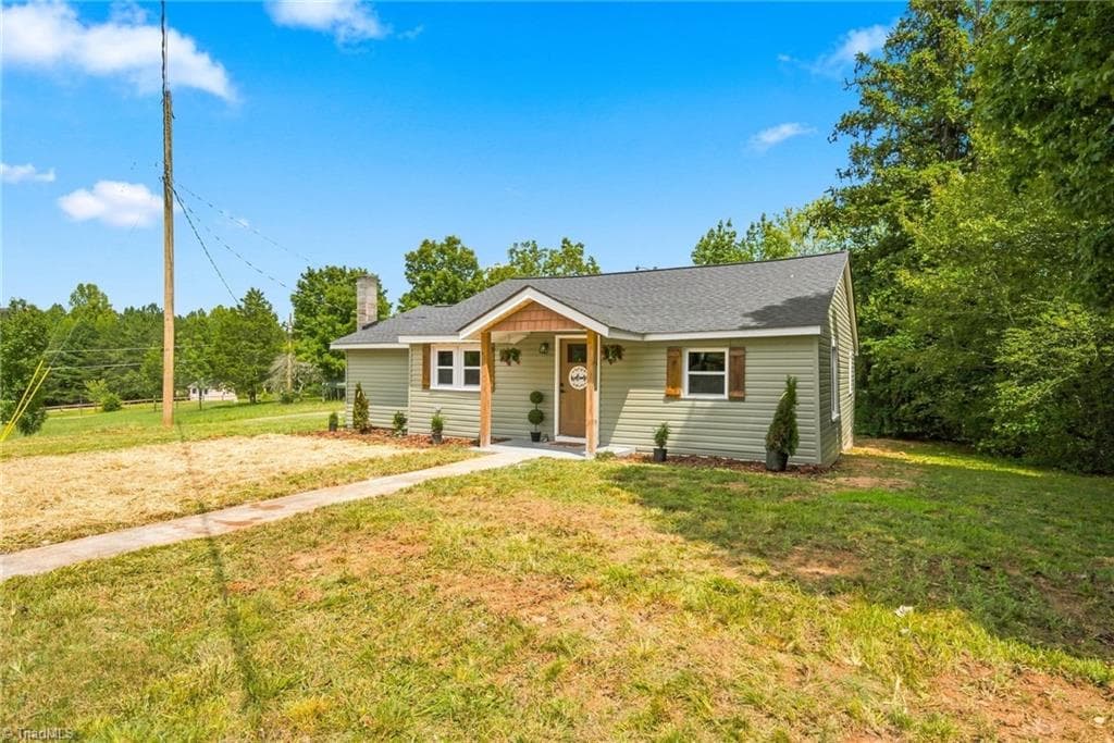 Stick/Site Built at 1325 King Road, Salisbury NC 28146, Salisbury, photo 3 of 31