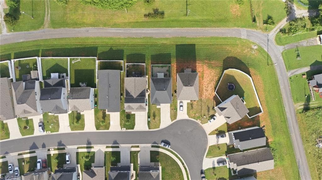 Stick/Site Built at 653 Cam Circle, High Point NC 27265, photo 20 of 38