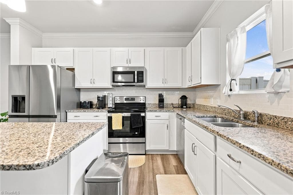 Stick/Site Built at 653 Cam Circle, High Point NC 27265, photo 11 of 38