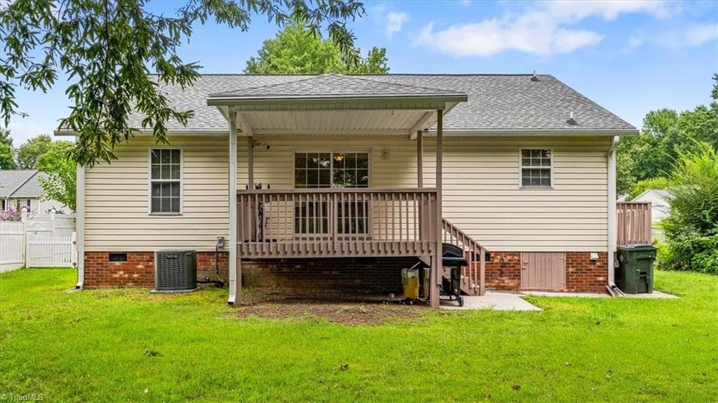 Stick/Site Built at 1 Cedar Branch Drive, Thomasville NC 27360, photo 31 of 47