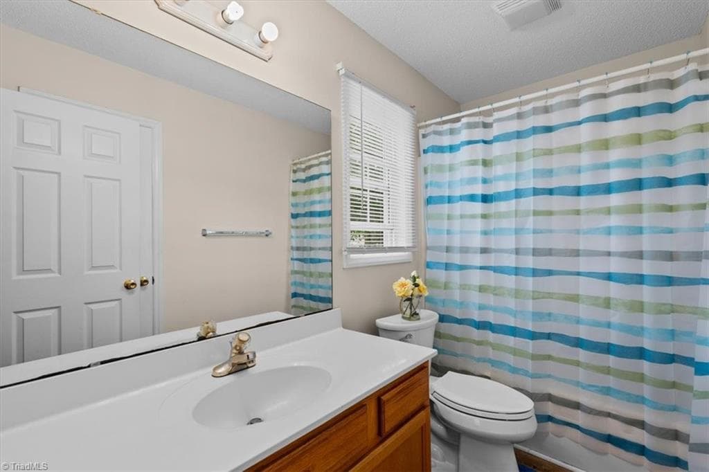 Stick/Site Built at 1 Cedar Branch Drive, Thomasville NC 27360, photo 21 of 47