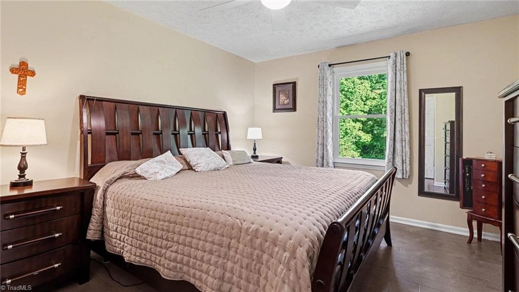 Stick/Site Built at 162 Oak Ridge Place, Mount Airy NC 27030, photo 11 of 27