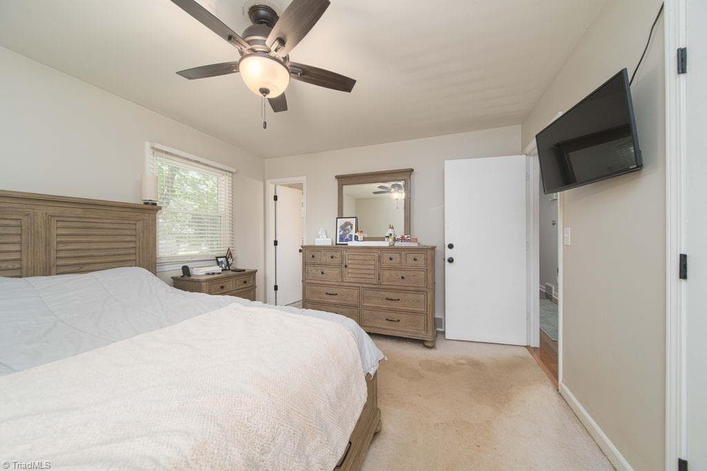 Stick/Site Built at 5912 Puritan Lane, Winston-Salem NC 27103, photo 13 of 26