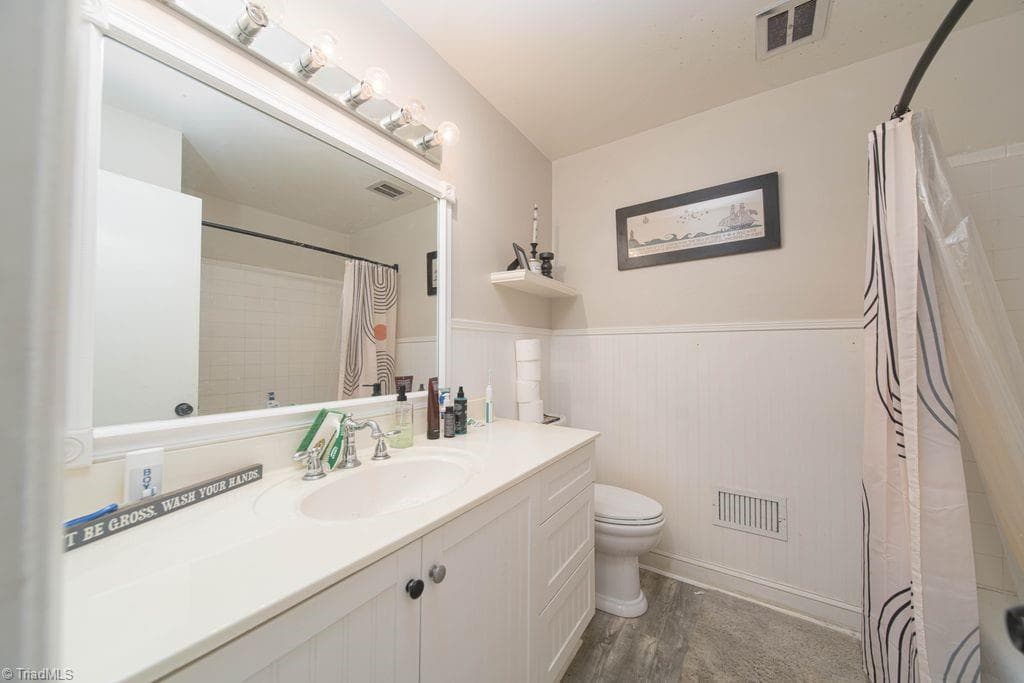 Stick/Site Built at 5912 Puritan Lane, Winston-Salem NC 27103, photo 17 of 26