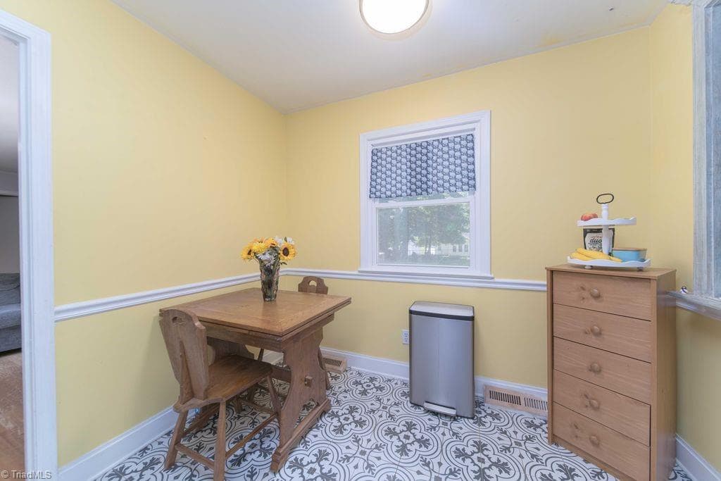 Stick/Site Built at 5912 Puritan Lane, Winston-Salem NC 27103, photo 11 of 26
