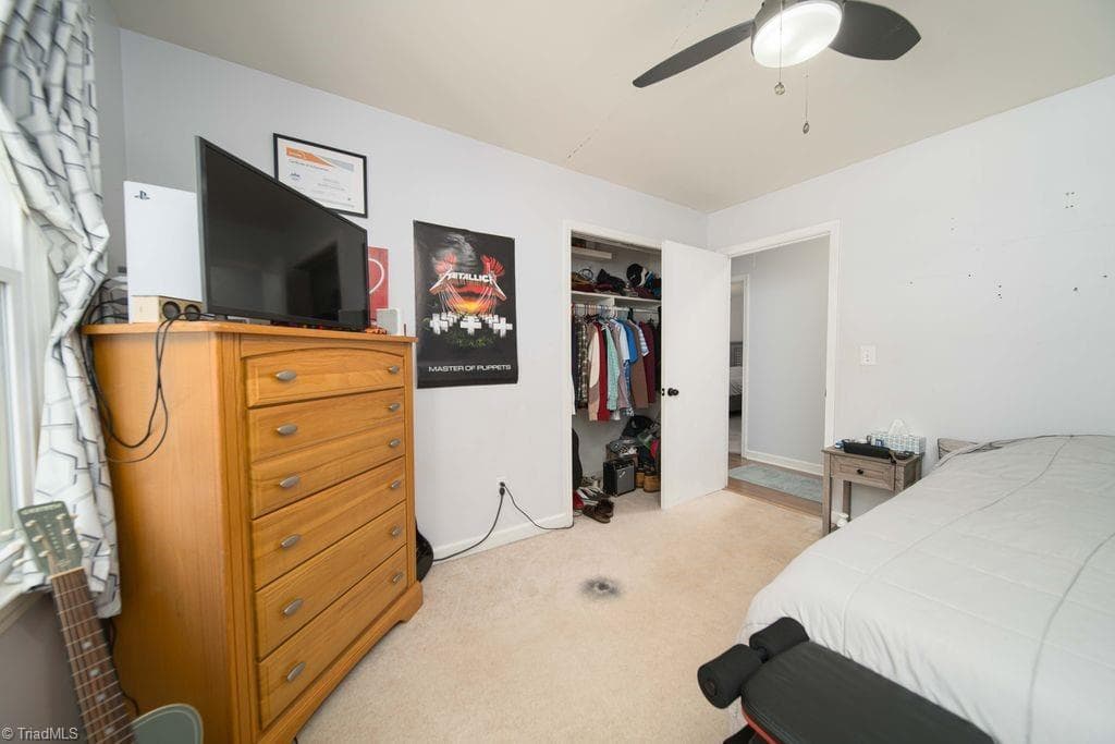 Stick/Site Built at 5912 Puritan Lane, Winston-Salem NC 27103, photo 19 of 26