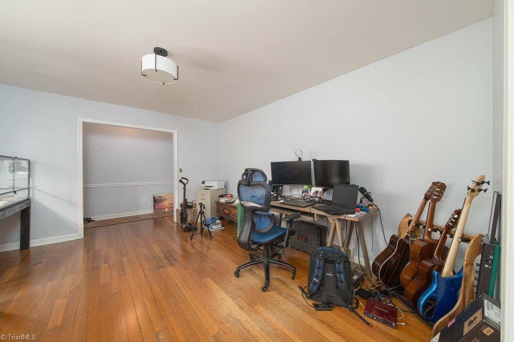 Stick/Site Built at 5912 Puritan Lane, Winston-Salem NC 27103, photo 4 of 26
