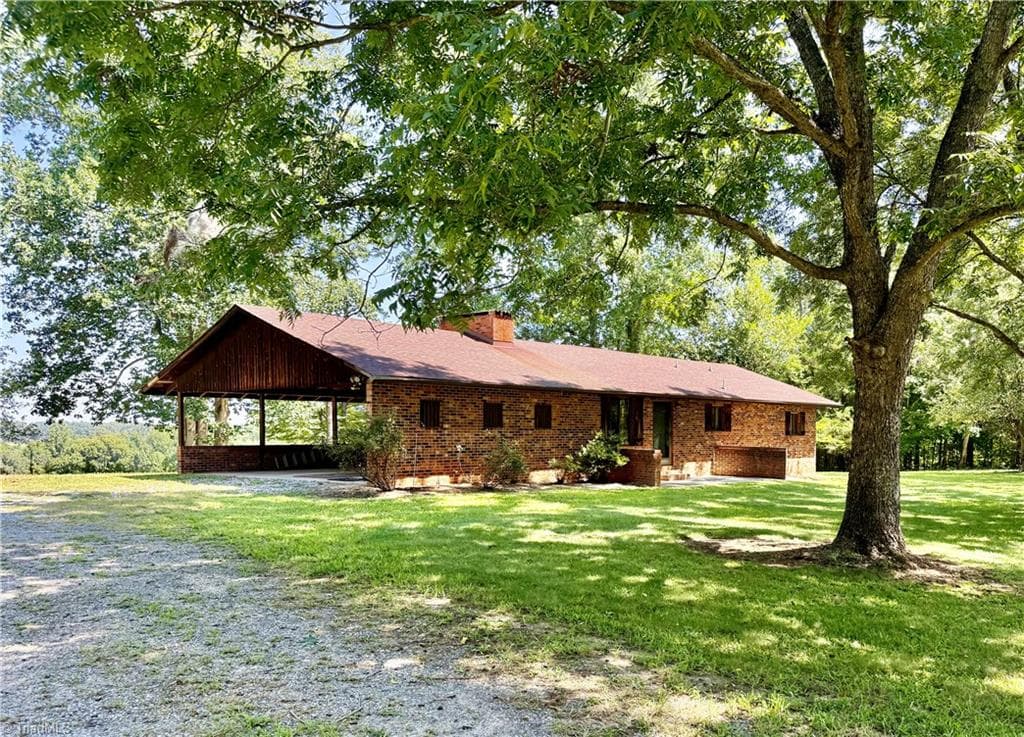 6494 W US Highway 64, Lexington NC 27295