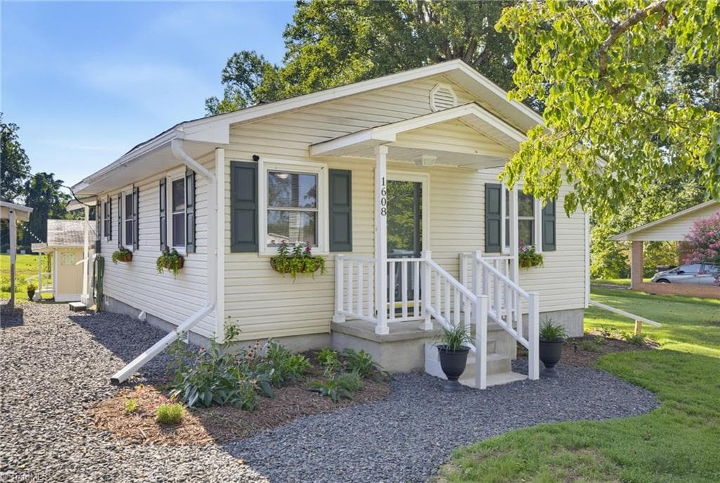 Stick/Site Built at 1608 Pecan Road, Reidsville NC 27320, Reidsville, photo 9 of 82