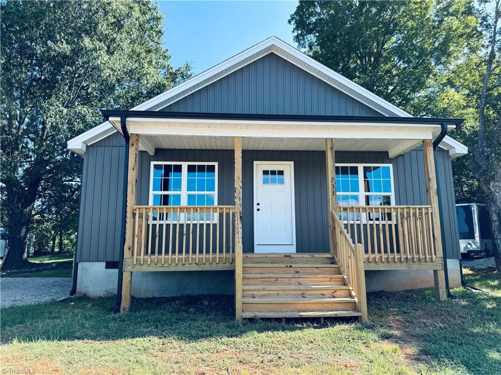 733 2nd Rainbow Street, Lexington NC 27295