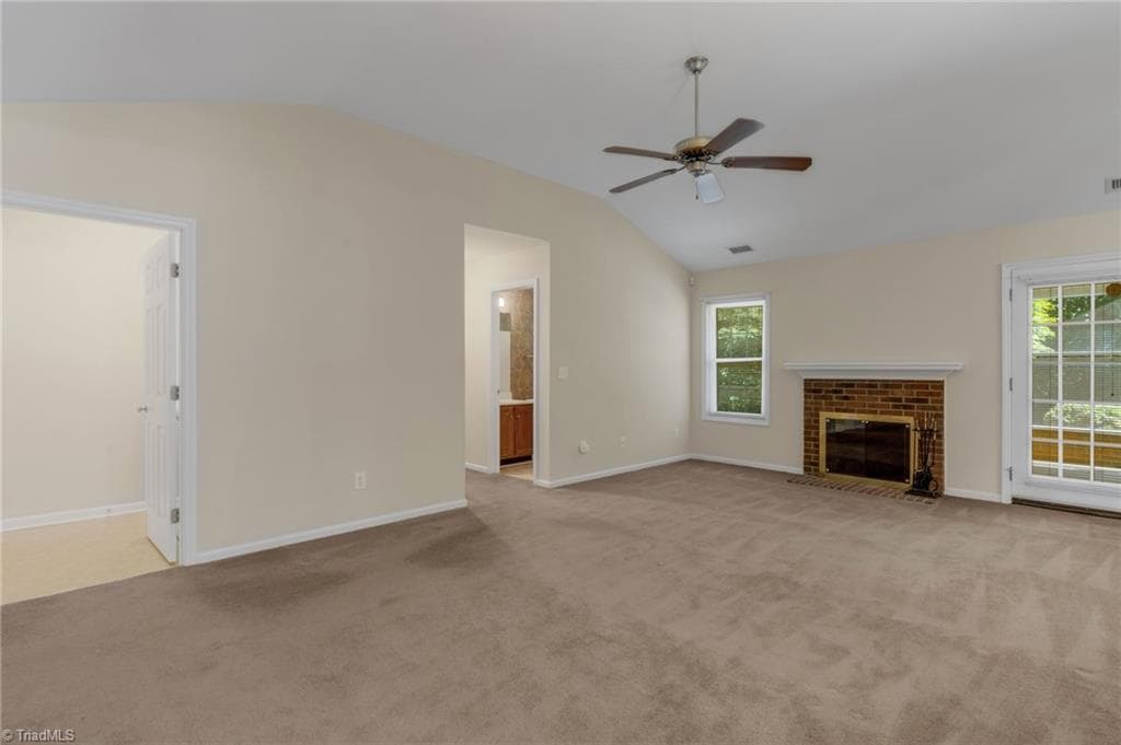 Stick/Site Built at 3 Brandywine Circle, Greensboro NC 27409, photo 9 of 49
