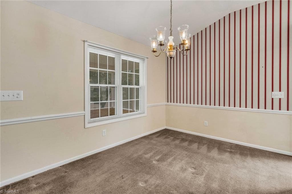 Stick/Site Built at 3 Brandywine Circle, Greensboro NC 27409, photo 15 of 49