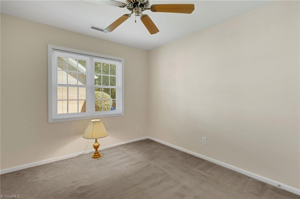 Stick/Site Built at 3 Brandywine Circle, Greensboro NC 27409, photo 35 of 49