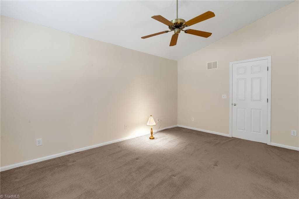 Stick/Site Built at 3 Brandywine Circle, Greensboro NC 27409, photo 25 of 49