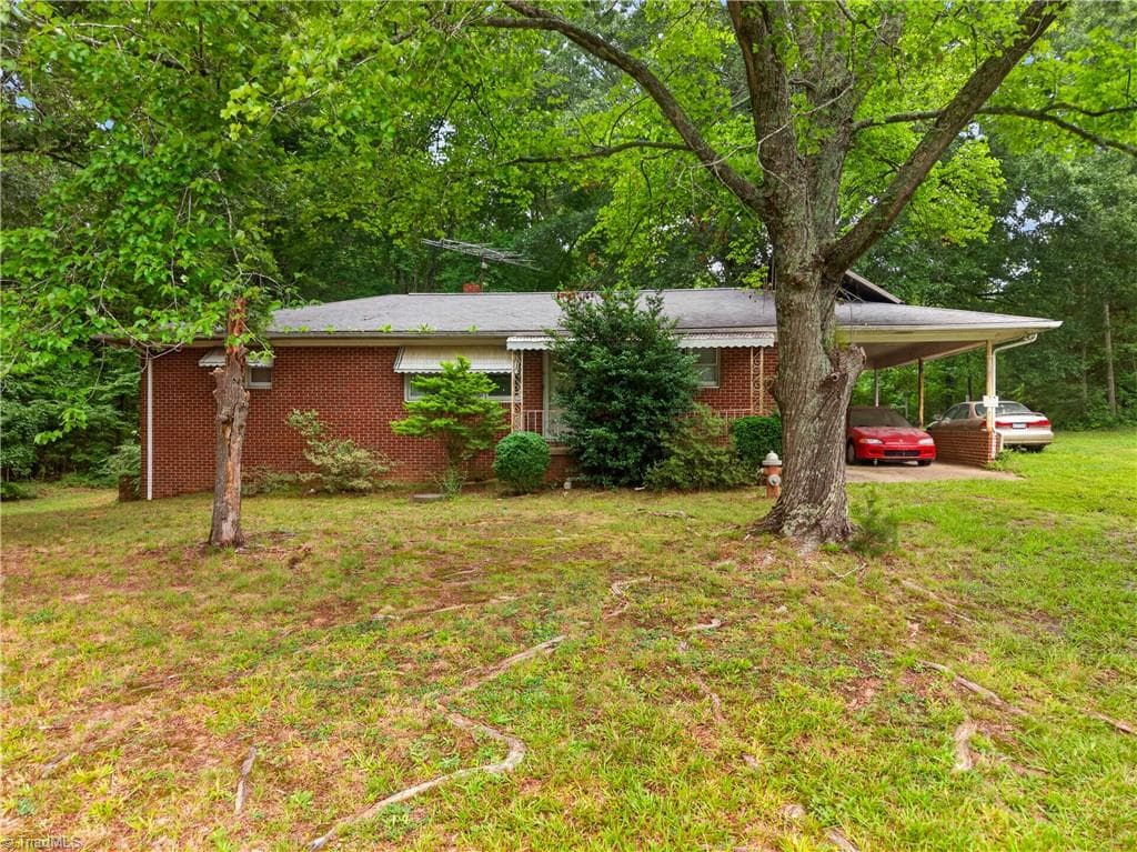 Stick/Site Built at 5175 US Highway 220 Bus S, Asheboro NC 27205, Asheboro, photo 5 of 82
