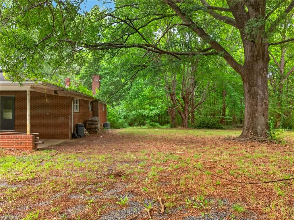 Stick/Site Built at 5175 US Highway 220 Bus S, Asheboro NC 27205, photo 24 of 41