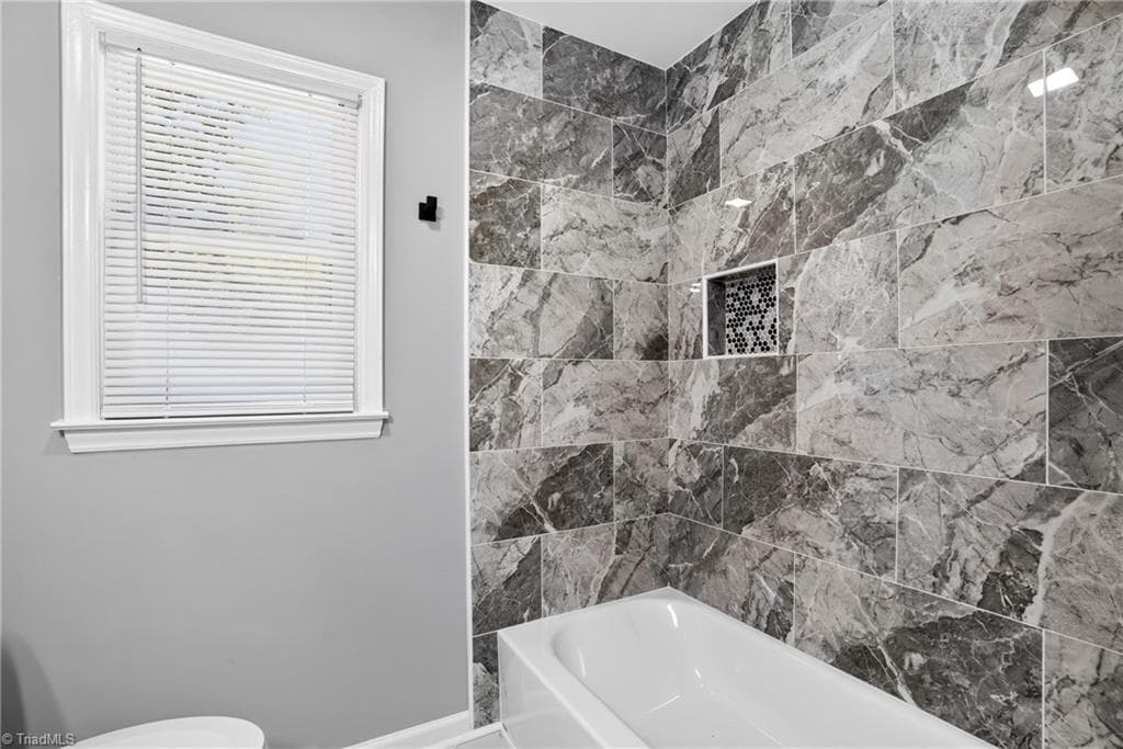Stick/Site Built at 723 Windsor Trail, Asheboro NC 27203, photo 22 of 40
