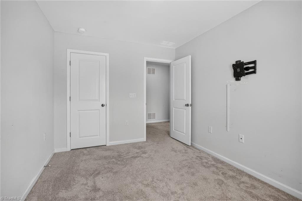 Stick/Site Built at 814 Falls Grove Trail, High Point NC 27265, photo 17 of 27
