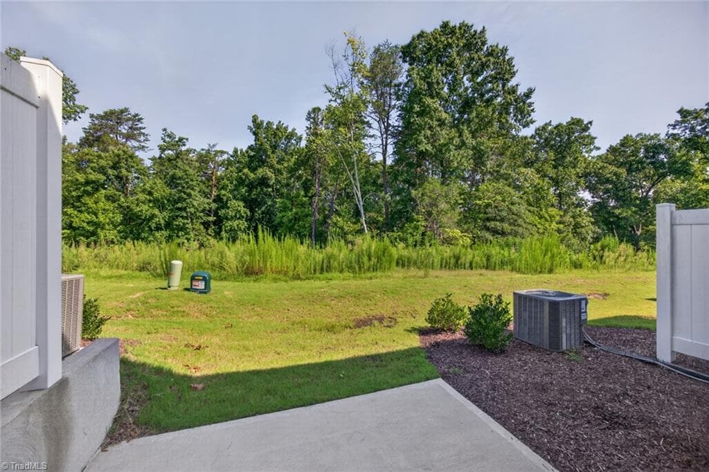 Stick/Site Built at 814 Falls Grove Trail, High Point NC 27265, photo 21 of 27