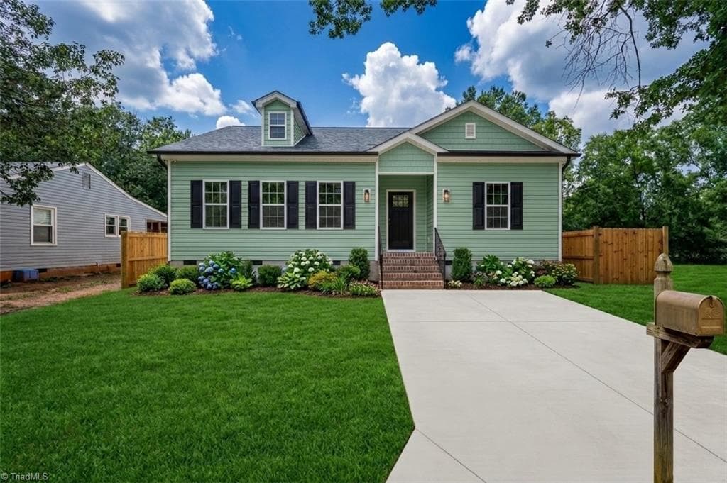 Stick/Site Built at 1110 Richland Street, High Point NC 27260, photo 2 of 21