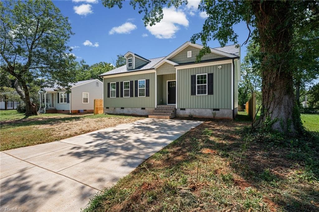 Stick/Site Built at 1110 Richland Street, High Point NC 27260, photo 19 of 21