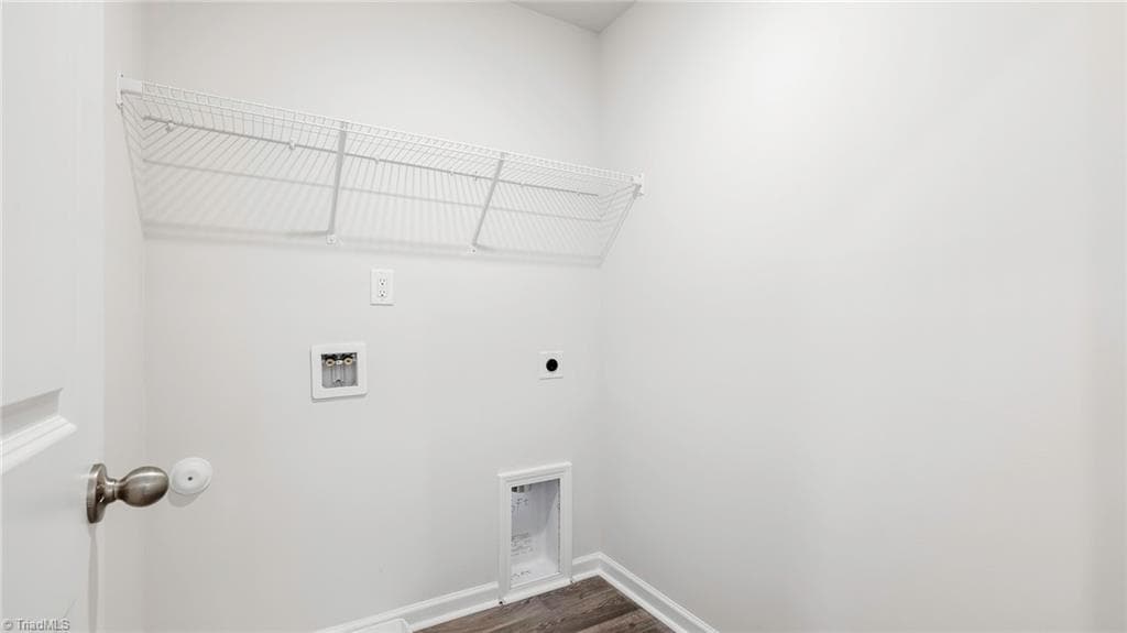 Stick/Site Built at 623 Beechwood Circle, Thomasville NC 27360, photo 12 of 21