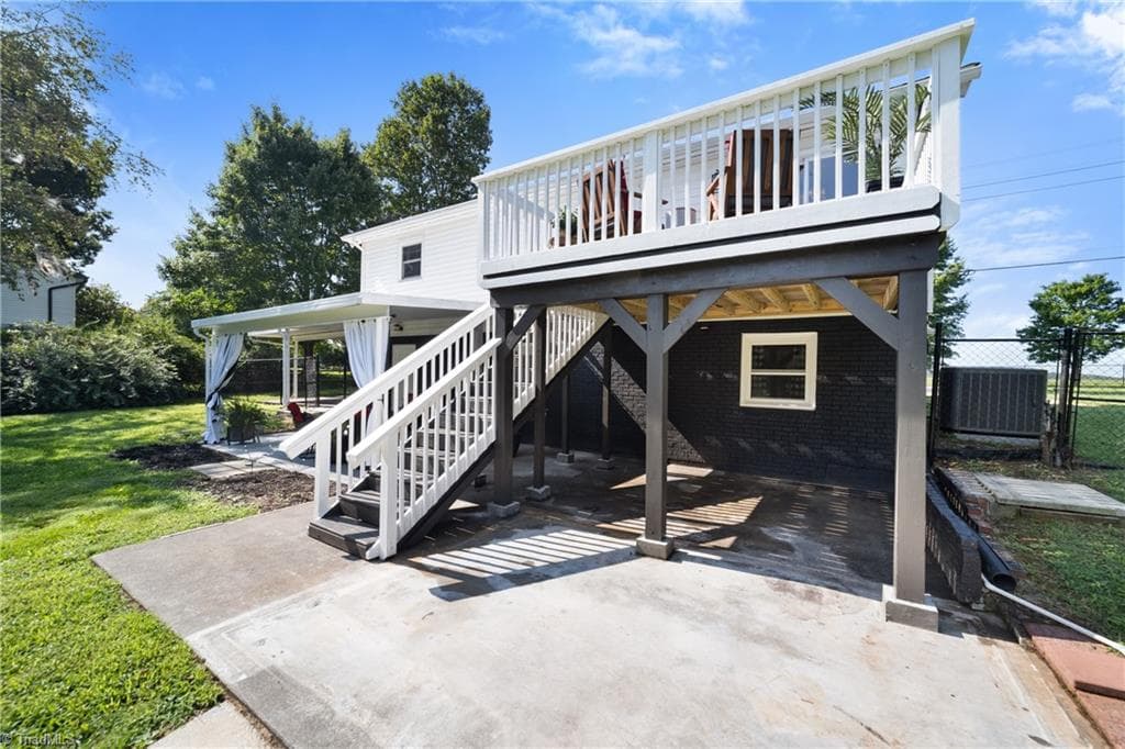 Stick/Site Built at 2741 River Ridge Road, Pfafftown NC 27040, photo 33 of 40