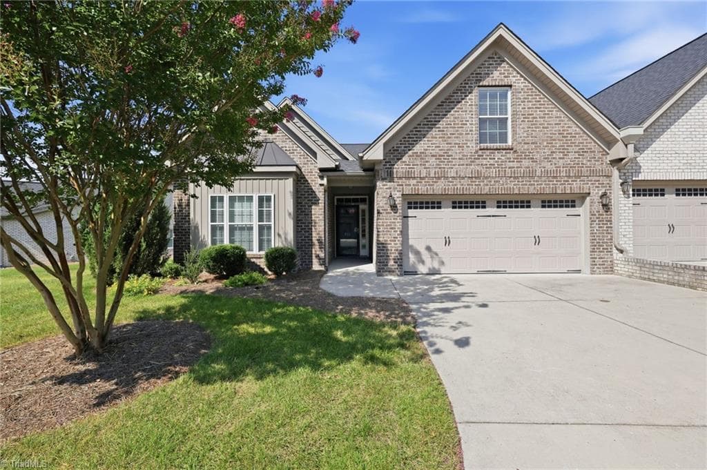 241 Collingswood Drive, Winston-Salem NC 27127