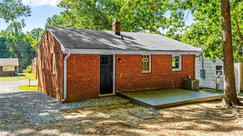 Stick/Site Built at 621 Spring Garden Circle, High Point NC 27260, High Point, photo 49 of 56