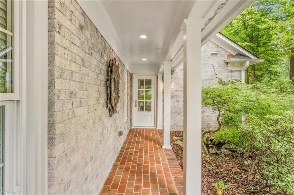 Stick/Site Built at 402 Parkmont Drive, Greensboro NC 27408, photo 44 of 50