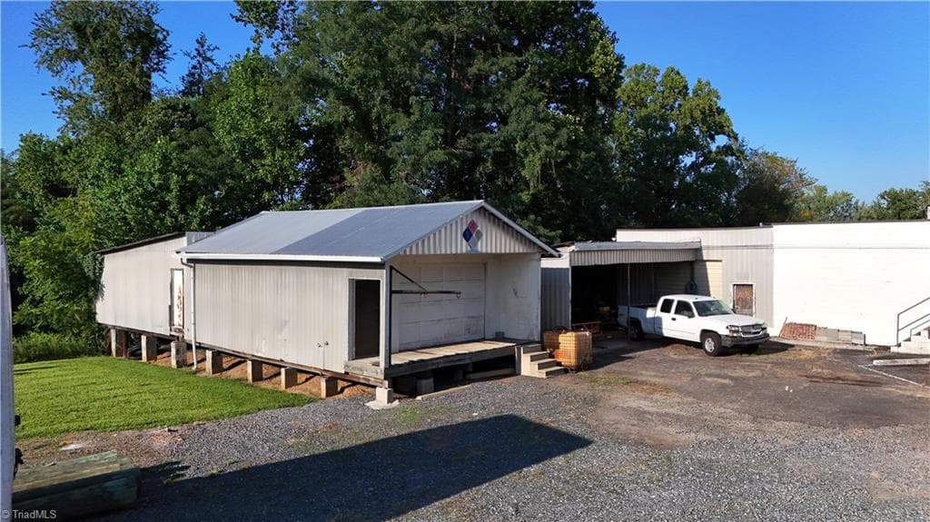 Office at 1314 Old US Highway 601, Mount Airy NC 27030, photo 16 of 18