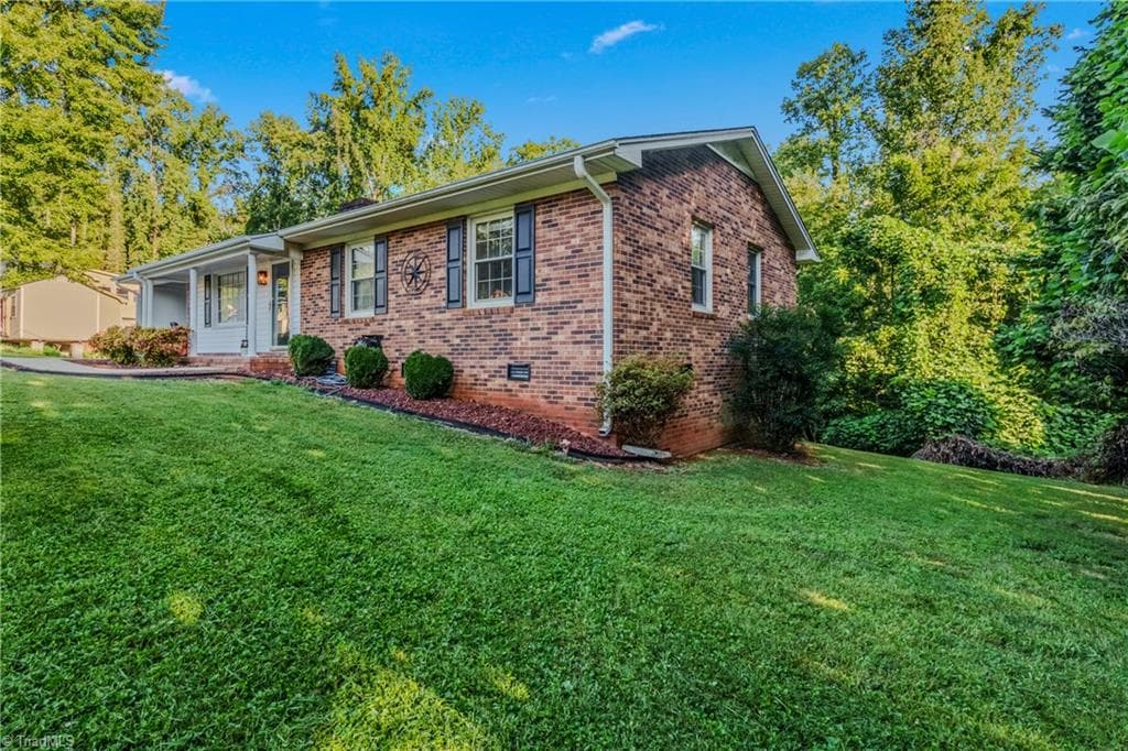 Stick/Site Built at 217 Quail Trail, Mount Airy NC 27030, photo 3 of 31