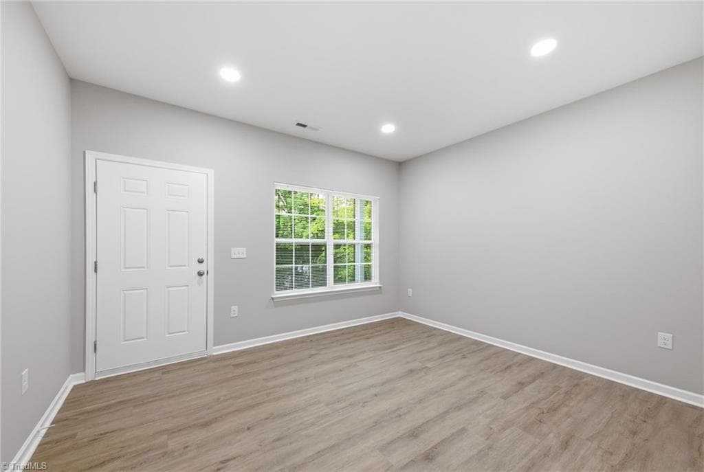 Stick/Site Built at 1914 Cedrow Drive, High Point NC 27260, photo 7 of 24