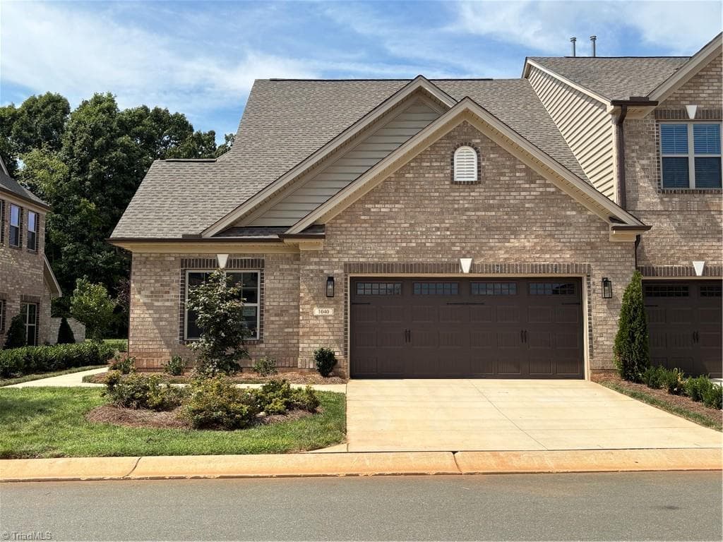1040 Beechcraft Drive, Mebane NC 27302