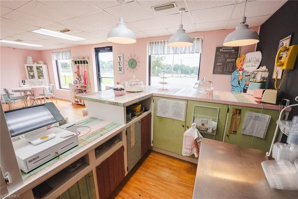 Retail at 224 School Drive, Taylorsville NC 28681, Taylorsville, photo 10 of 47