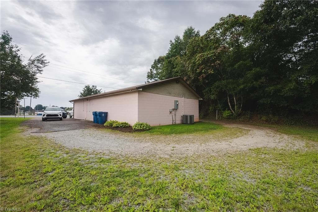 Retail at 224 School Drive, Taylorsville NC 28681, Taylorsville, photo 44 of 47